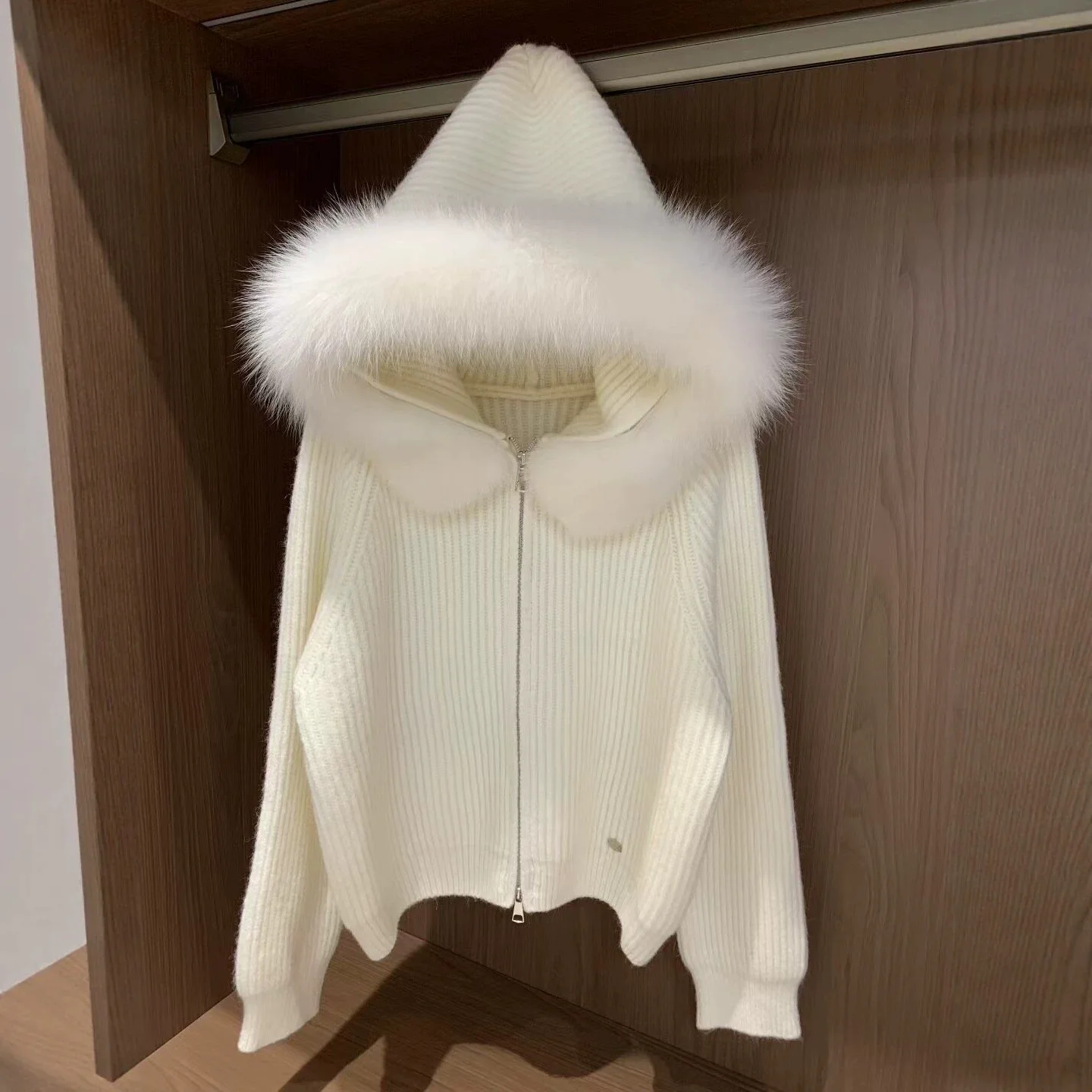 Autumn Winter Elegant Loose Hooded Detachable Faux Fur Collar Zip Up Knitted Cardigan Sweater Basic Classic Daily Outerwear Coat