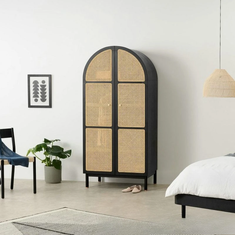 Simple and stylish high-end hotel bed and breakfast bedroom solid wood braided rattan wardrobe