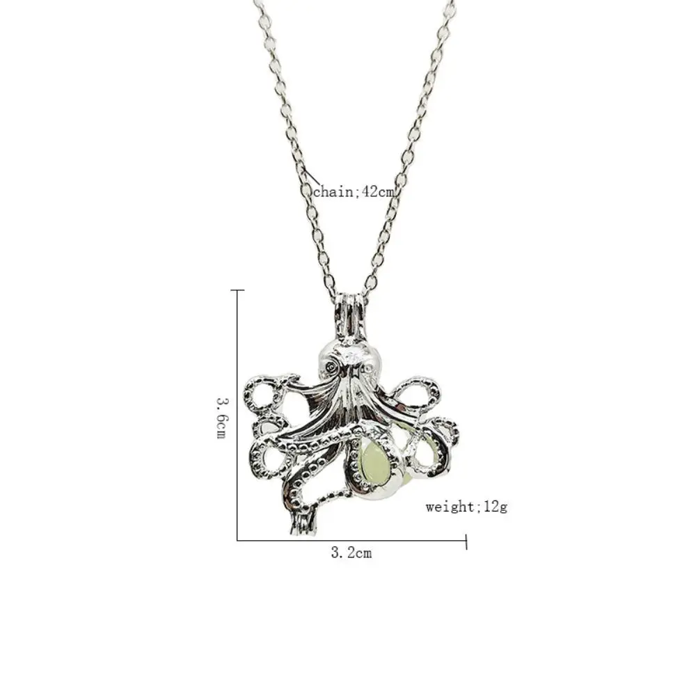 Factory direct sales personalized fluorescent jewelry three-color luminous octopus necklace hollow pendant European and American