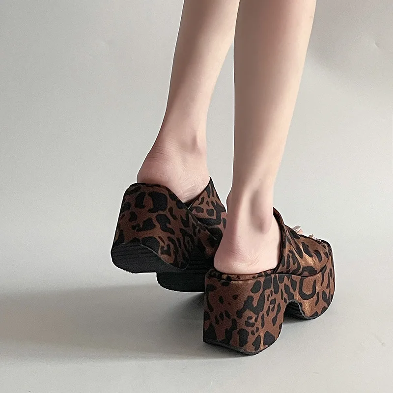 2026 new Leopard Print Designed Wedge Sandals for Women Summer  Outdoor Beach Thick Soled Fashion Sexy High-heeled Cool Slippers image 3