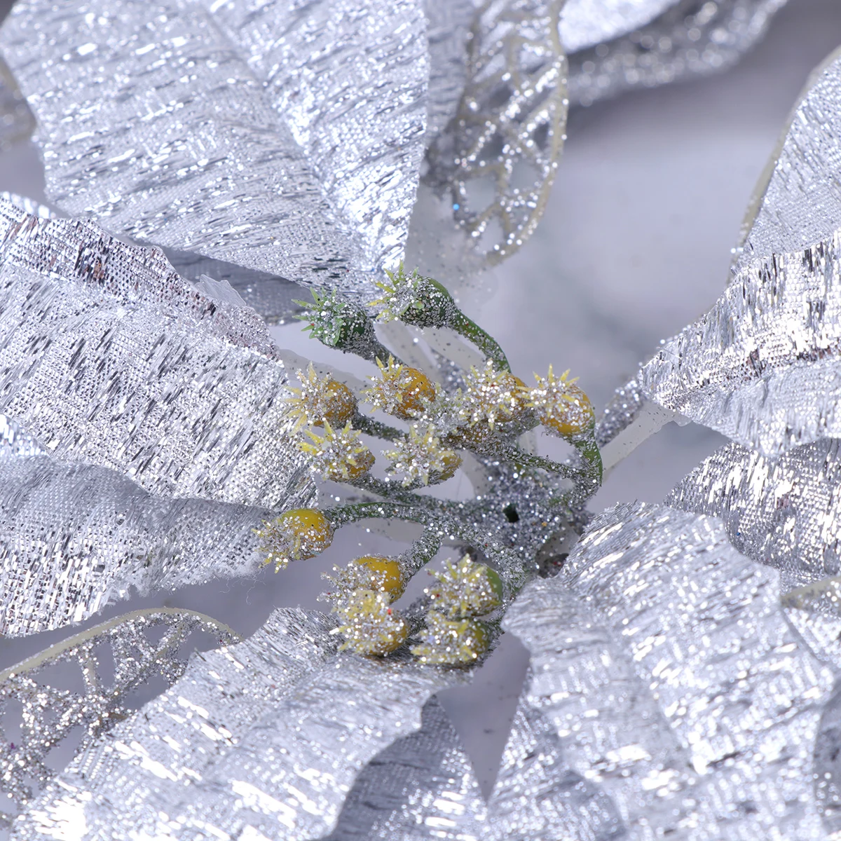 

4pcs Vivid Artificial Christmas Flowers Diy Craft Decoration Handmade Flower Ornament For Party Wedding Home Decor (Silver)