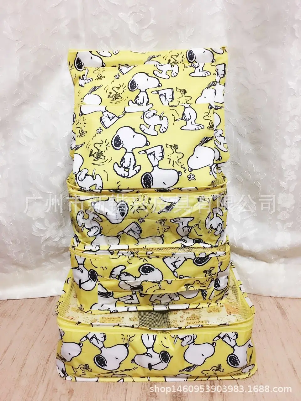 6pcs Snoopy Cartoon Travel Storage Bag Set di immagazzinaggio dei vestiti borsa da viaggio impermeabile borsa da viaggio portamonete Organizer borsa