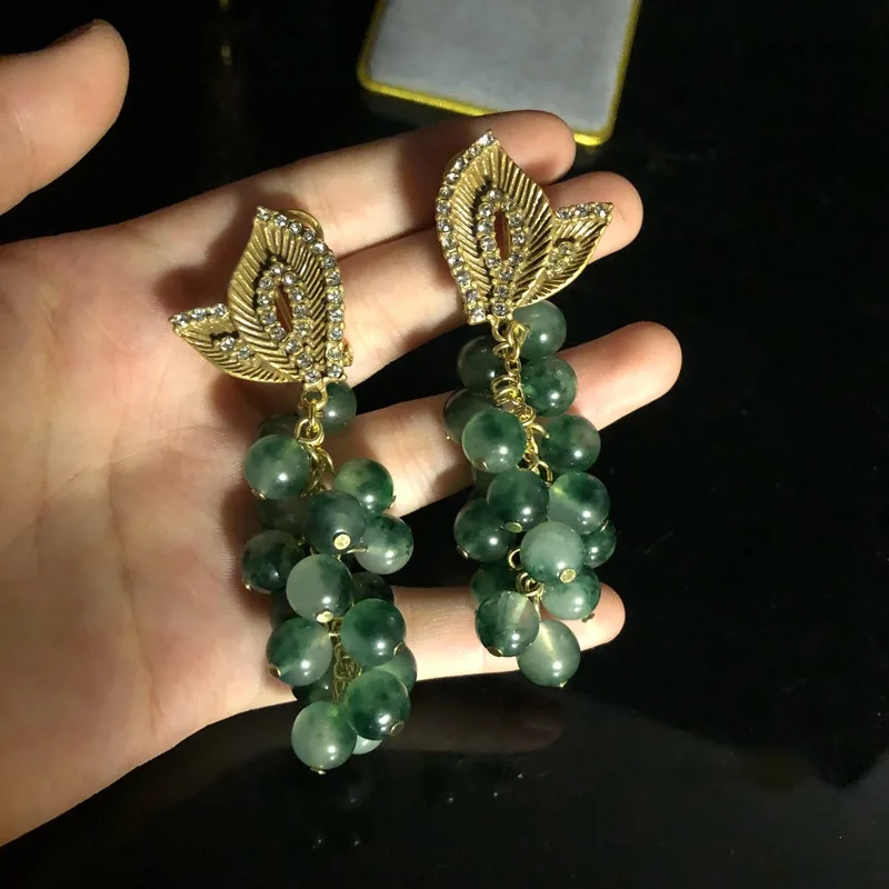 Grape string aquatic plant agate bead earrings for women retro old gold inlaid gems diamonds medieval versatile jewelry