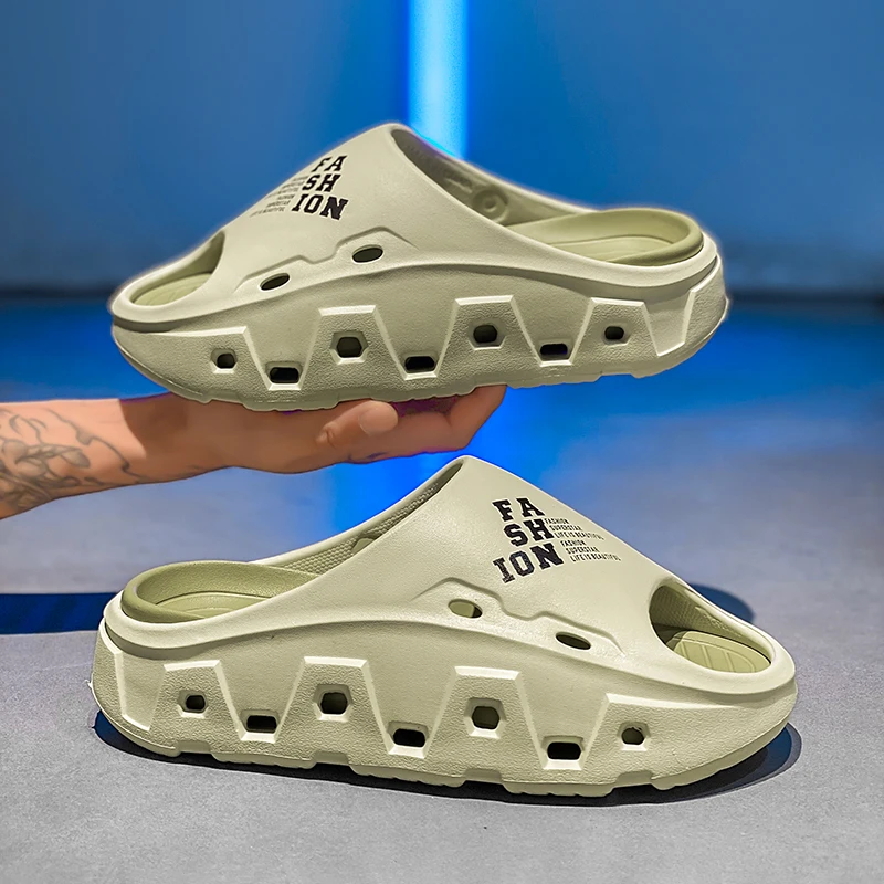 

Couple Outdoor Slippers Baotou Men's and Women's Summer Slippers Non-Slip Dual-Purpose Beach Shoes