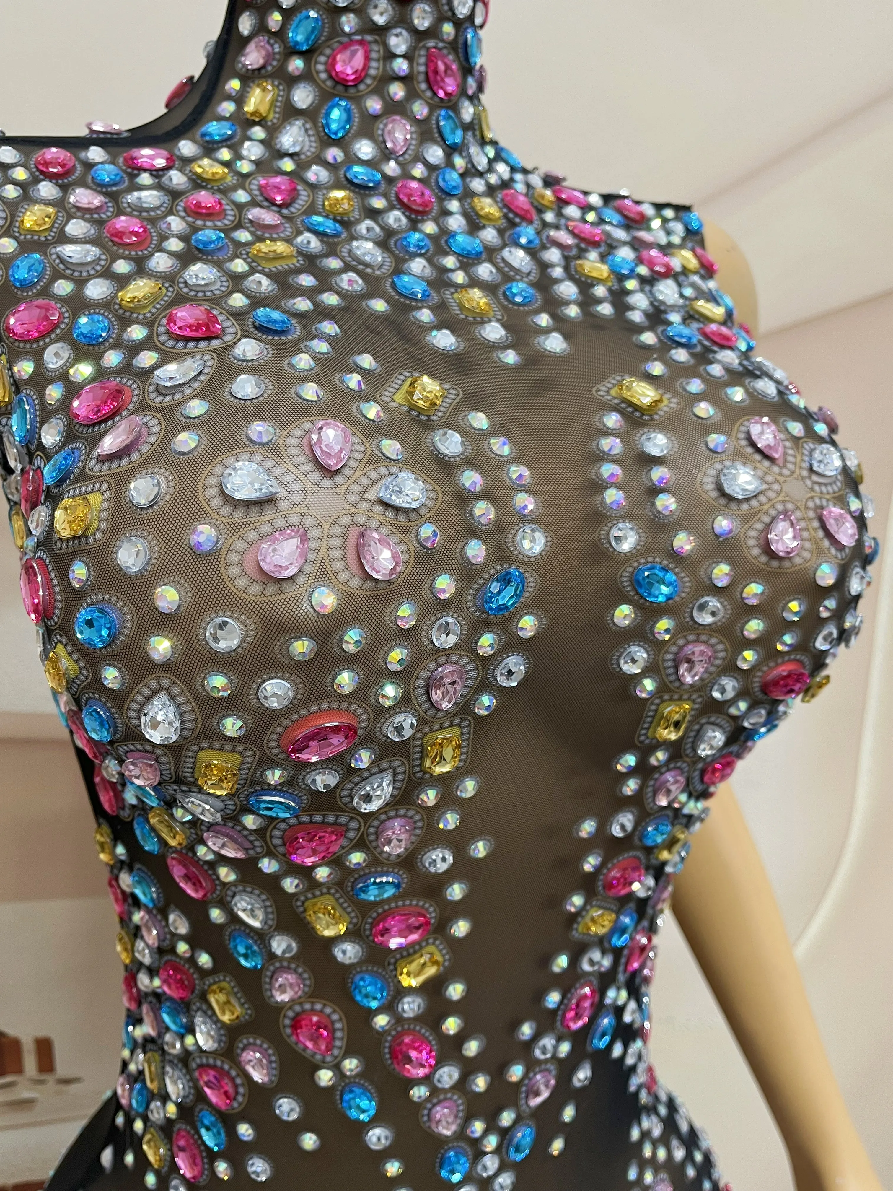 New Colorful Rhinestones Crystals Leotard Luxury Celebrate Sexy Outfit Sleeveless Bodysuit Birthday Costume tangwucai