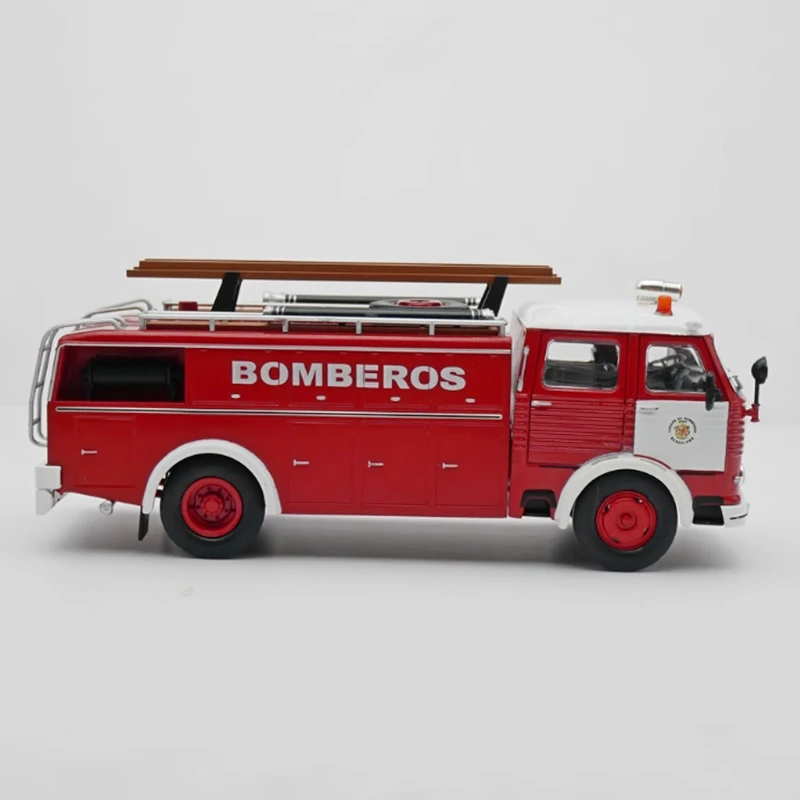 

Diecast 1:43 Scale Ixo 1091 Fire Engine Model Alloy Car Finished Product Simulation Series Automobile Souvenirs Collection Gift