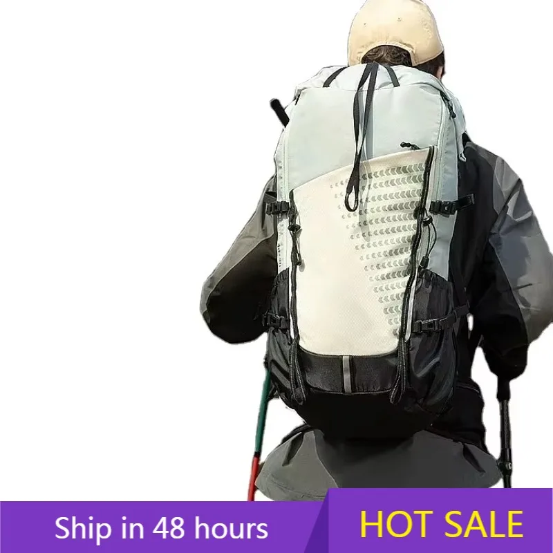 

YTYIN Large Capacity 40L Sports Backpack with Fashionable Waterproof Polyester Liningfor Hiking Backpack