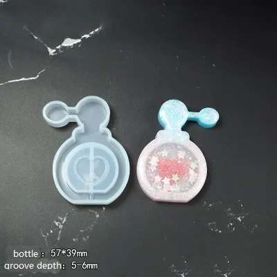 1pc Strawberry Shaker Silicone Molds Jewelry Mold Star Bear Key Chain Charm Jewelry Craft Tool