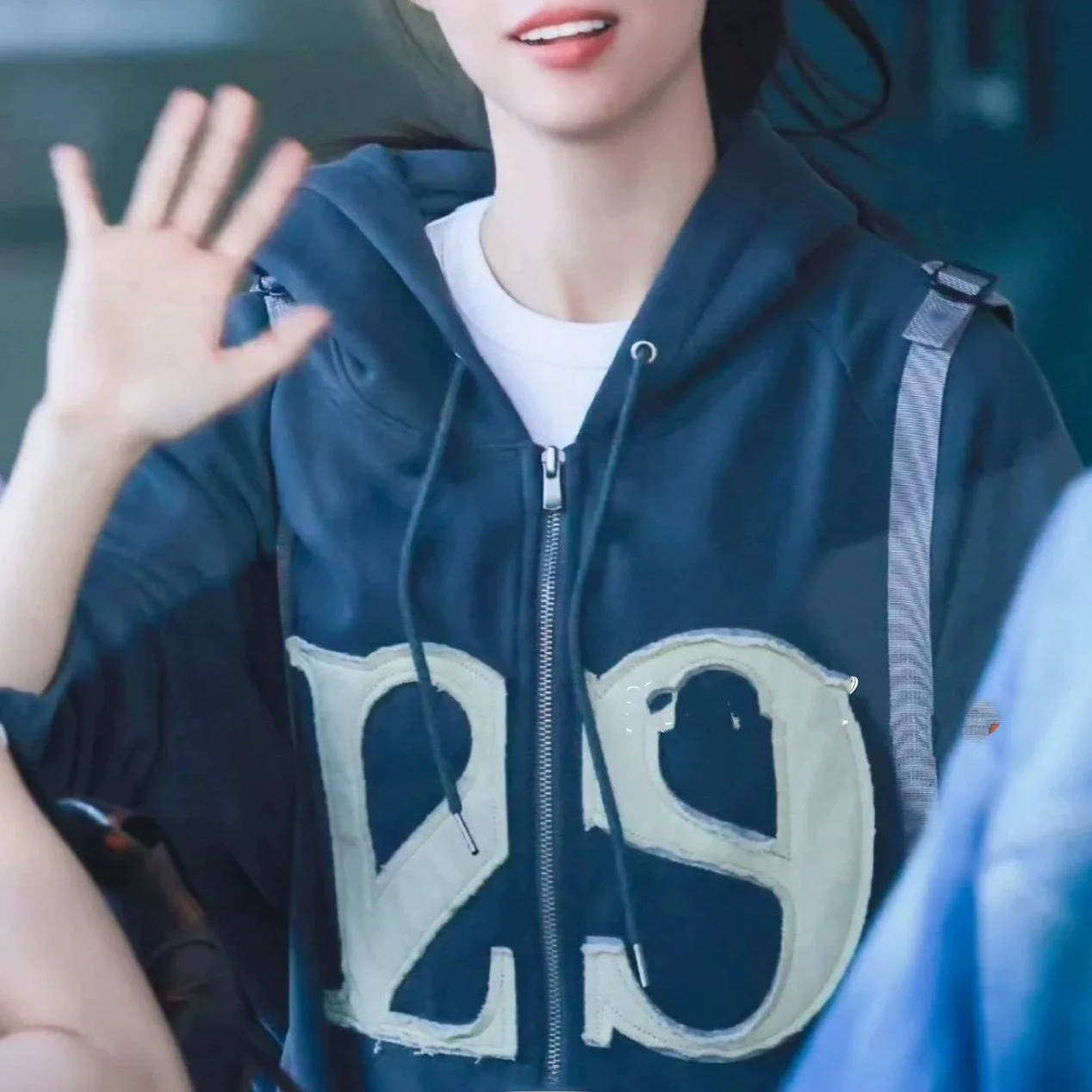 Zhang Ying Dong Si Cheng Hoodie Letter Print Loose Women's Sweatshirt Casual Trendy Brand Spring 2026 Ethnic Stage Costume