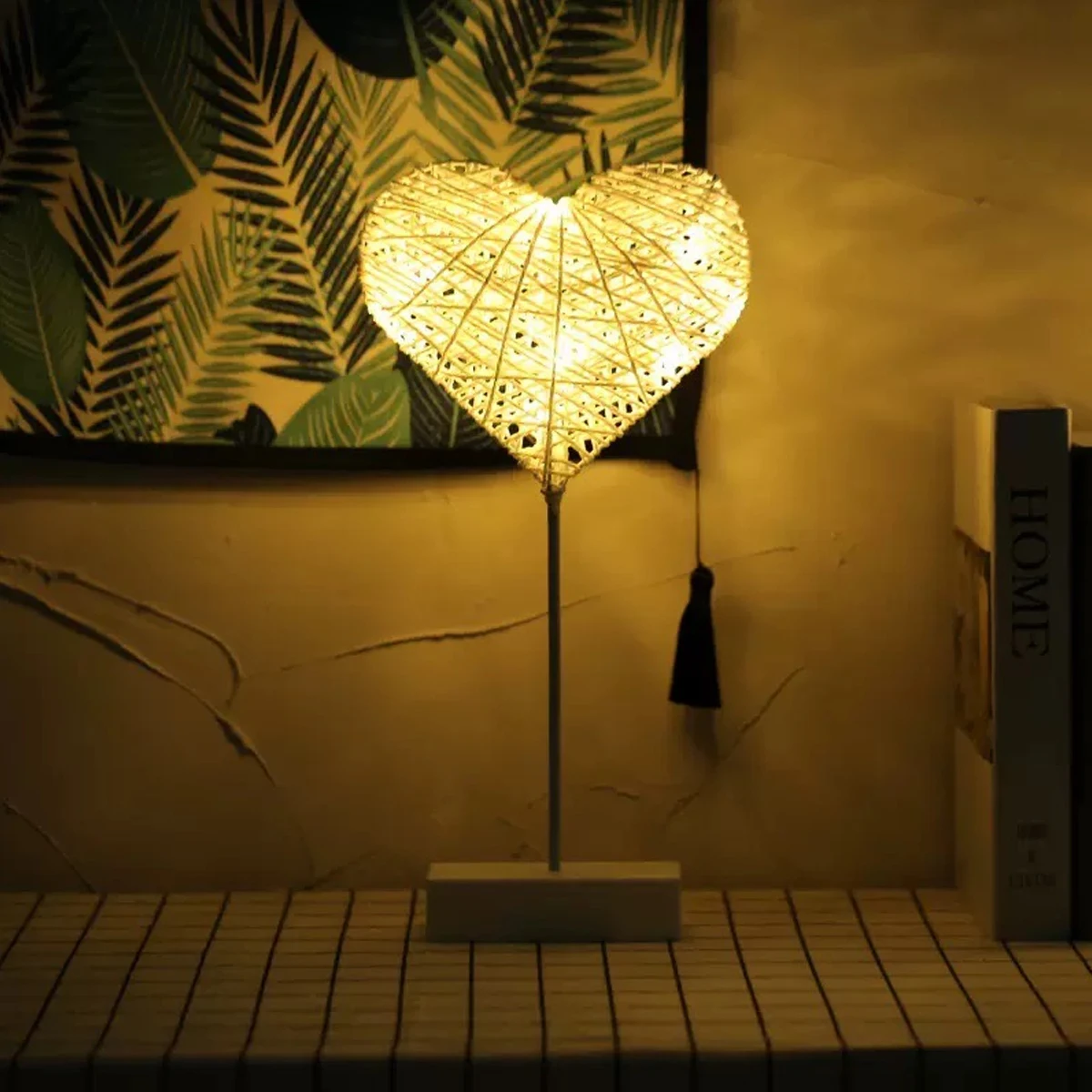 미니멀리스트 모던 걸리 나이트 라이트 하트 모양 인스타그램 감성 따뜻한 조명 침대 옆 램프 침실 장식 트렌디한 분위기 조명