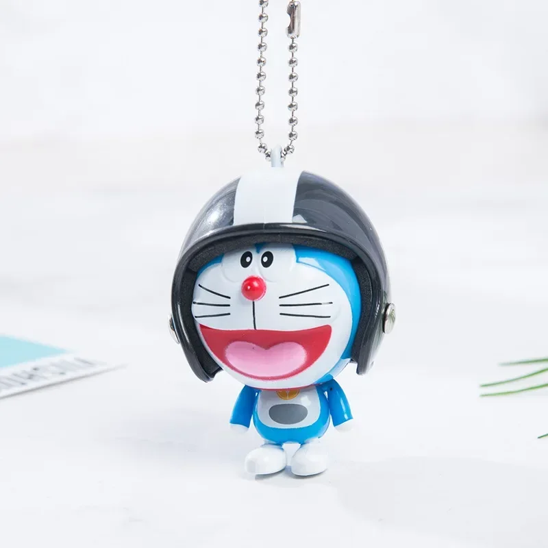 Anime Doraemon Schlüssel bund Cartoon Doraemon Figur Aktion bunte Helm Glocke Spielzeug Autozubehör Dekoration Kinder Weihnachts geschenk