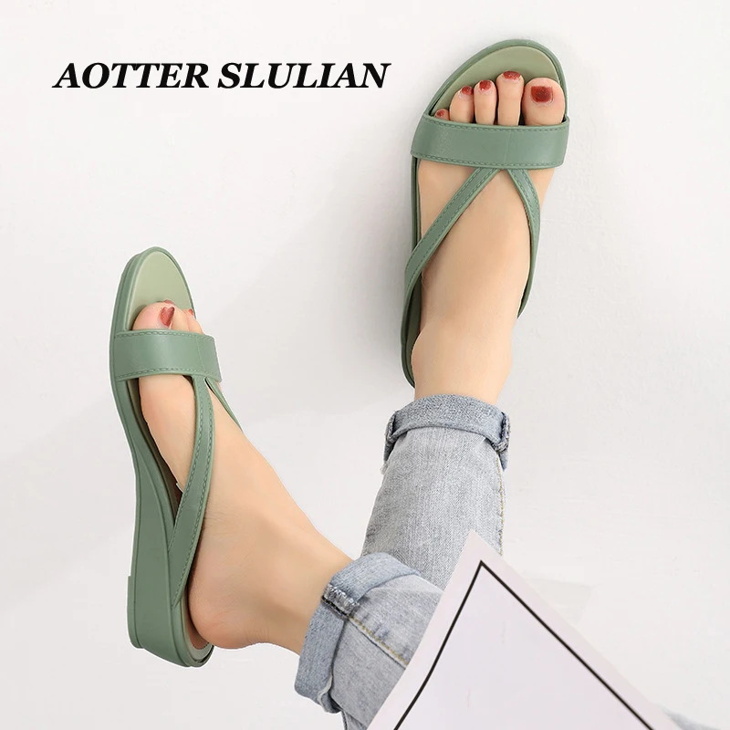 

2022 NEW Summer Women Low Heel Sandals Thick Soled Female Wedge Outdoor Sandals Casual Slippers for Female Footwear Beach Shoes