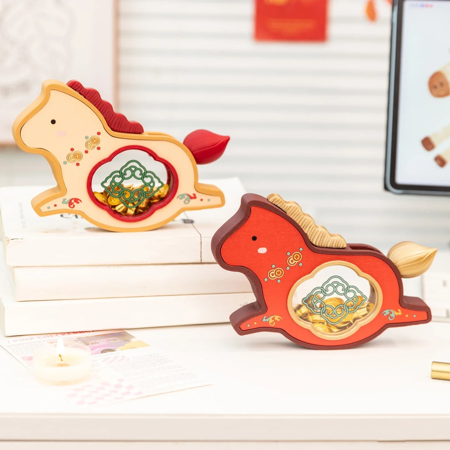 Red Horse Mascot Figurine Rocking Ornament Spring Festival Wealth-Attracting Gold Ingot Feng Shui Home Decor Figurine Piggy Bank