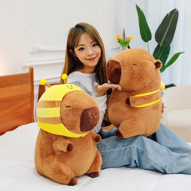 Kawaii Capybara abeille en peluche poupée en peluche dessin animé sac à dos grand peluche mignon pour enfants anniversaire cadeau de noël drôle jouet ludique