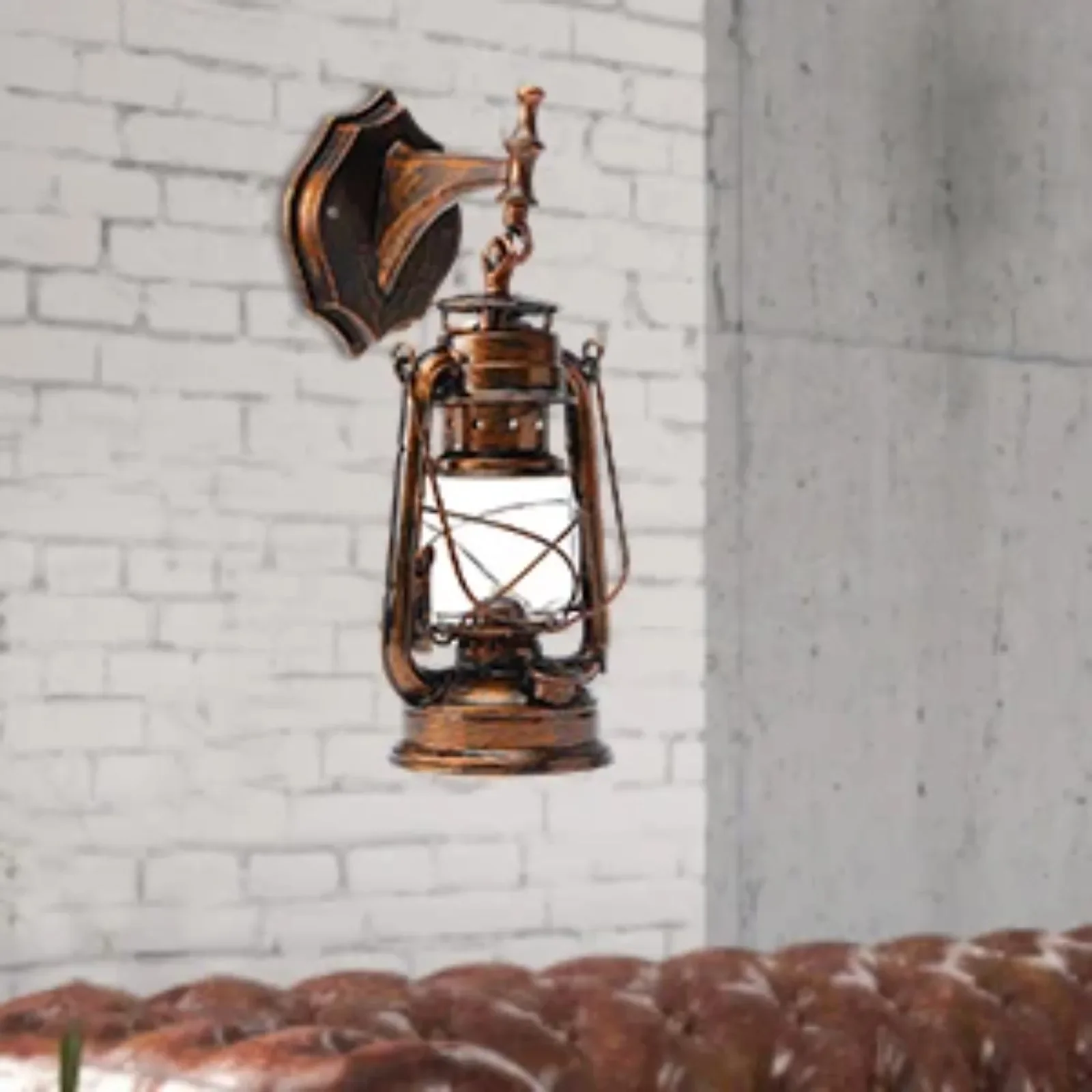 

Vintage Brass Wall Lamp, Iron Wall Light with Plastic Shade, E27 Bulb Compatible (Not Included), Classic Wall-Mounted Lighting