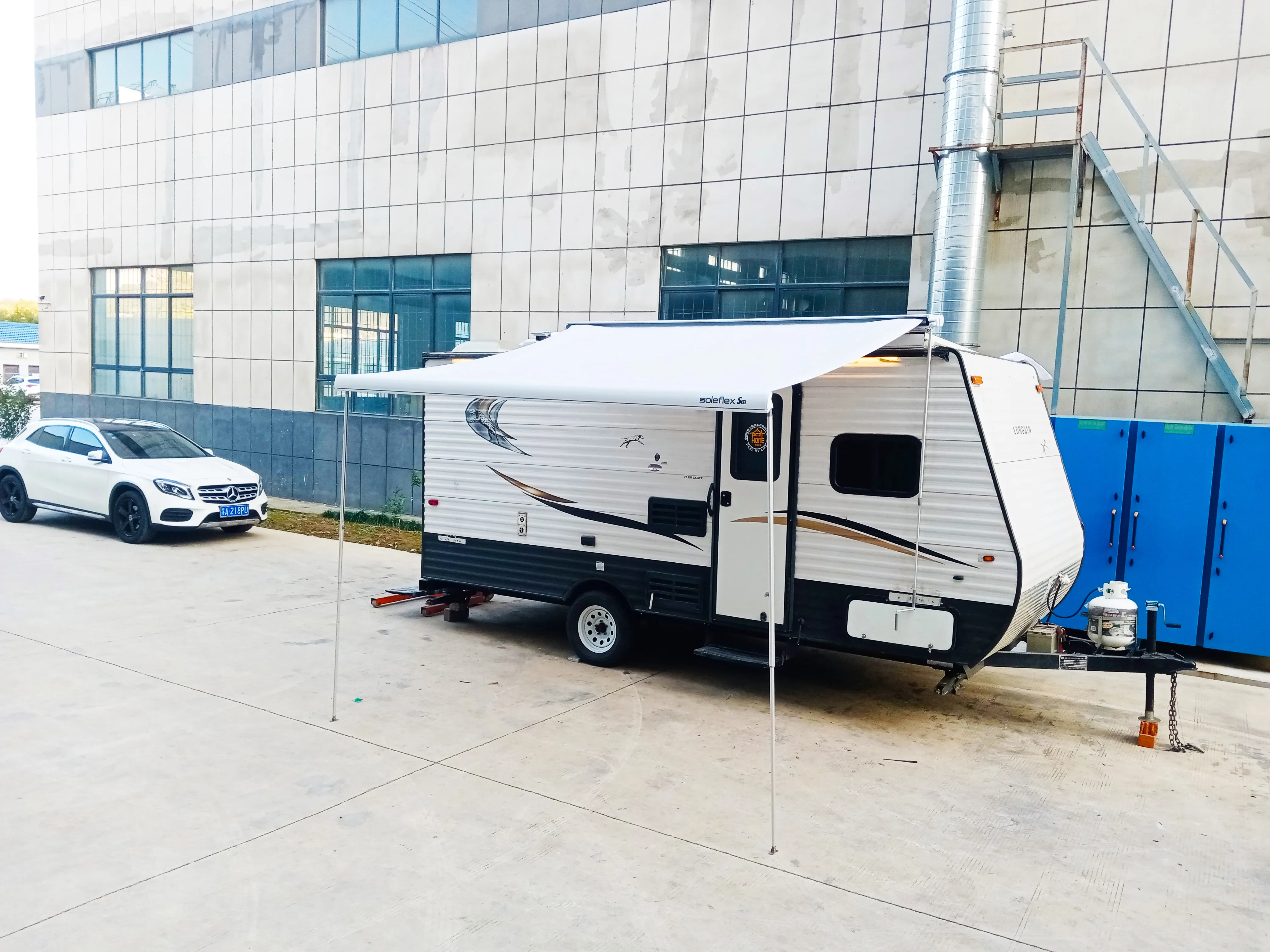 S35 Electric Roof Mounted Cassette Camper RV Awning