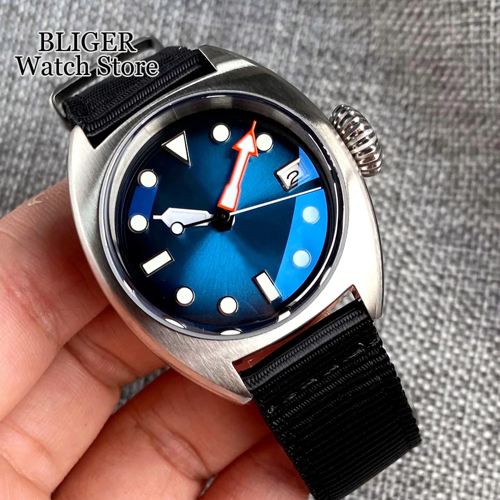 

New 200M Water Resistent NH35A 36MM Diver Pilot Watch for Men Sunburst Blue Dial AR Domed Sapphire Crystal Tandorio Lady Watches