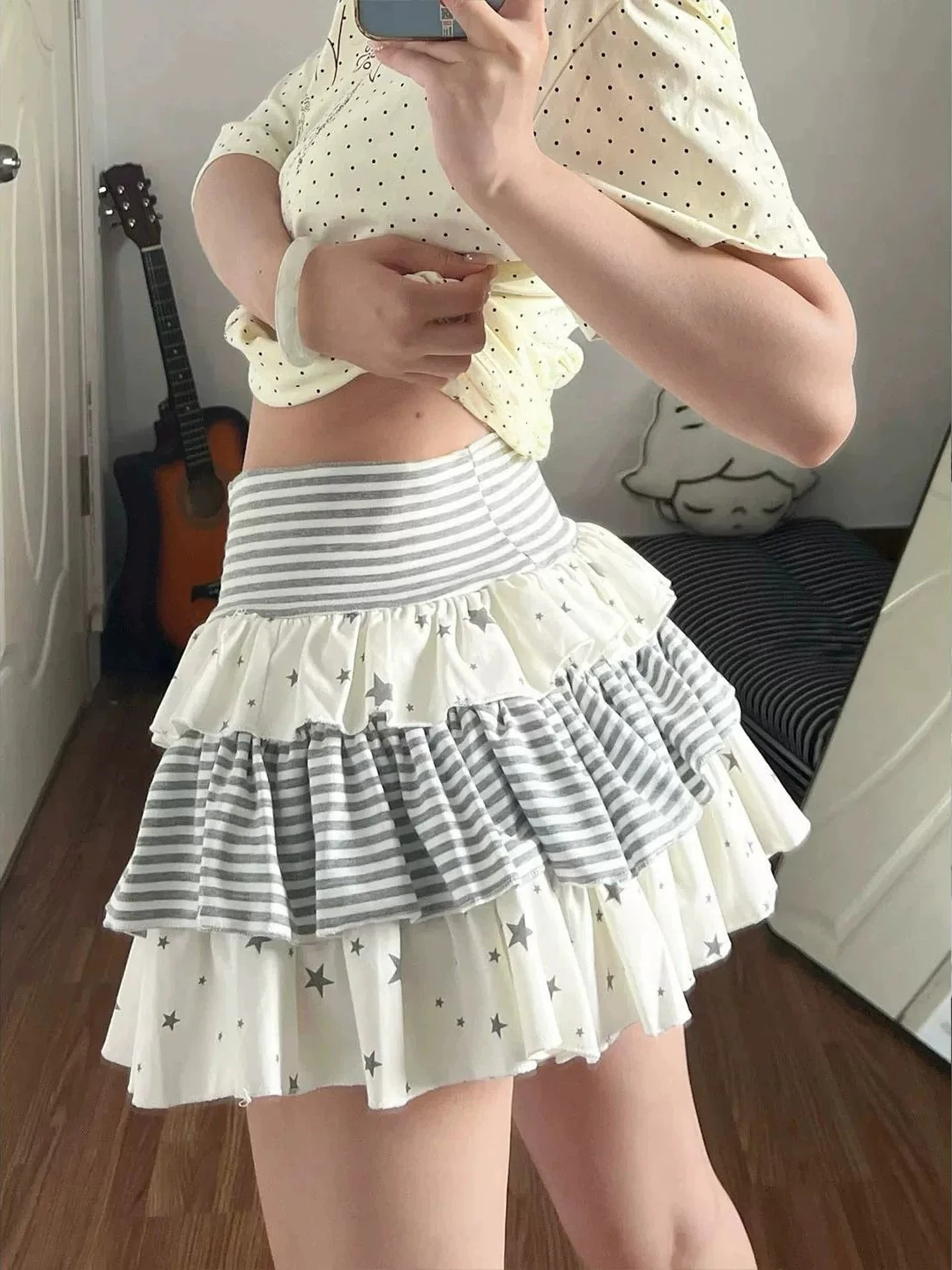 Summer Star Striped Puffy Short Skirt Women's Anti-Light Multi-layer Cake Skirt Casual High Waist Baking Diamond Fluffy  ...