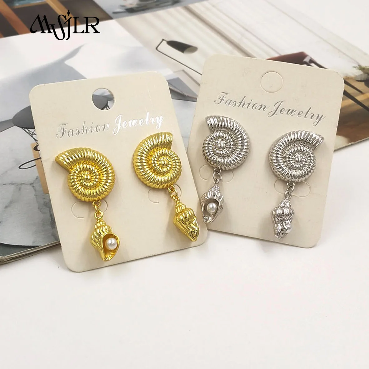 

WT-MVE140 2025 New Styles Yellow Brass Snail Shape Versatile Gold/Silver Earring For Girls Anniversary Gifts