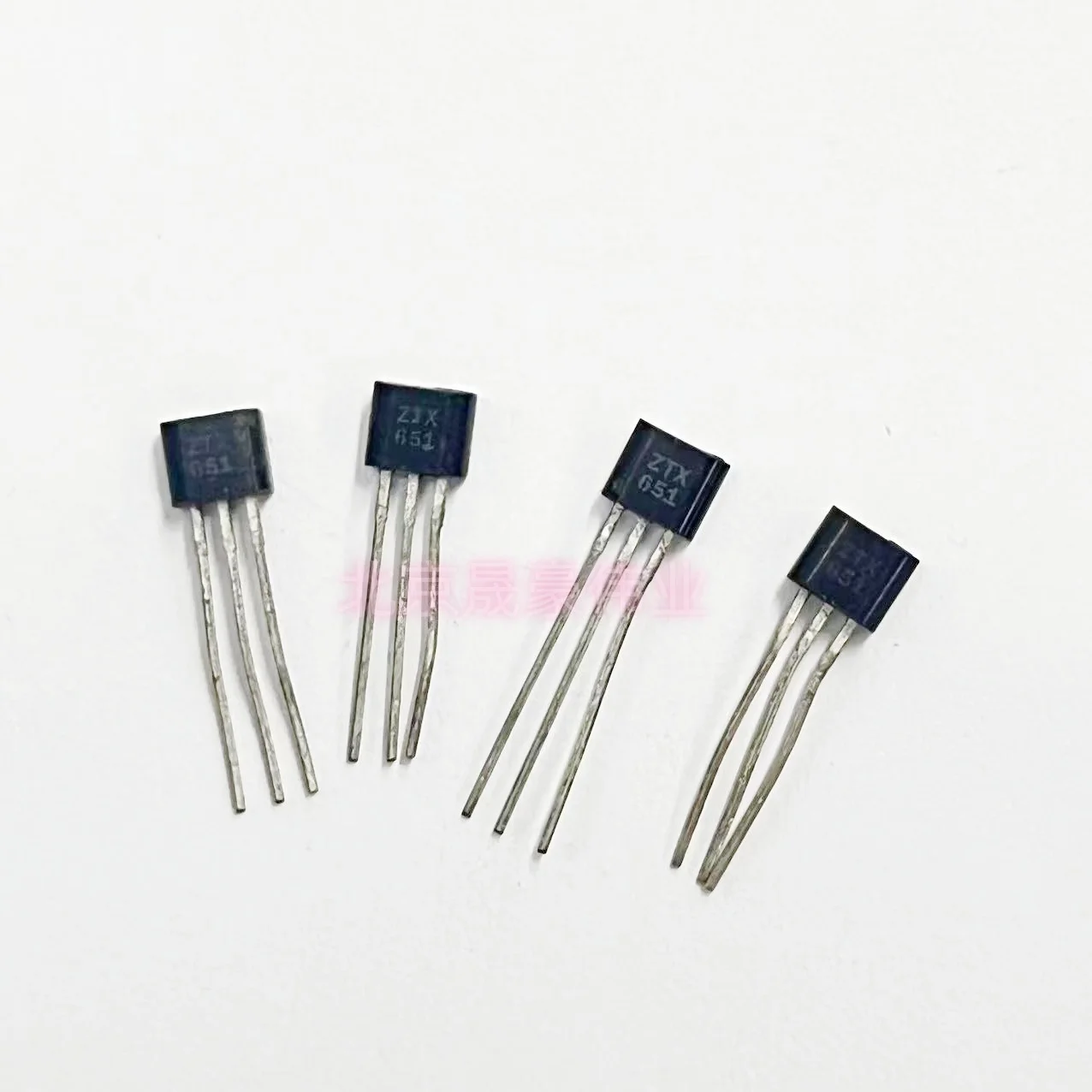 

5pcs ZTX651 Hall element imported ZETEX 651 TO-92