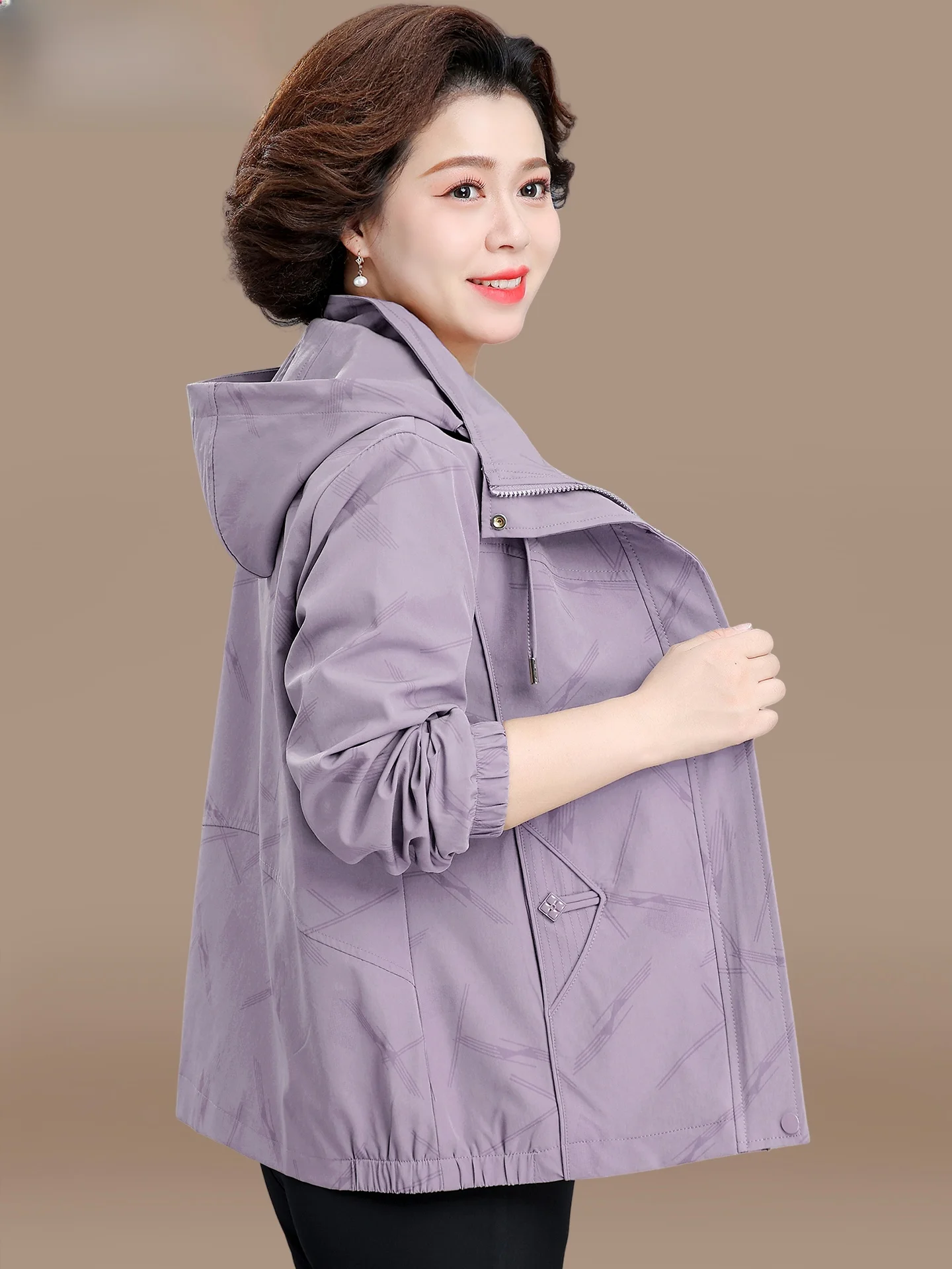 

Casual ort Autumn Jaet for Mom Large Size Top Faionable Polyester Fiber Zipper Closure Hooded Coat for Middle-Aged And ...