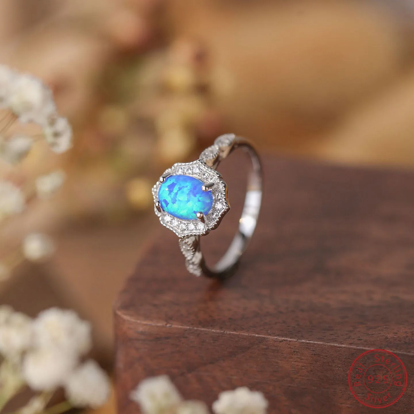 

2025 Лидер продаж, кольцо овальной формы из стерлингового серебра S925, платиновое, синее опаловое, изысканное и высококачественное модное женское кольцо