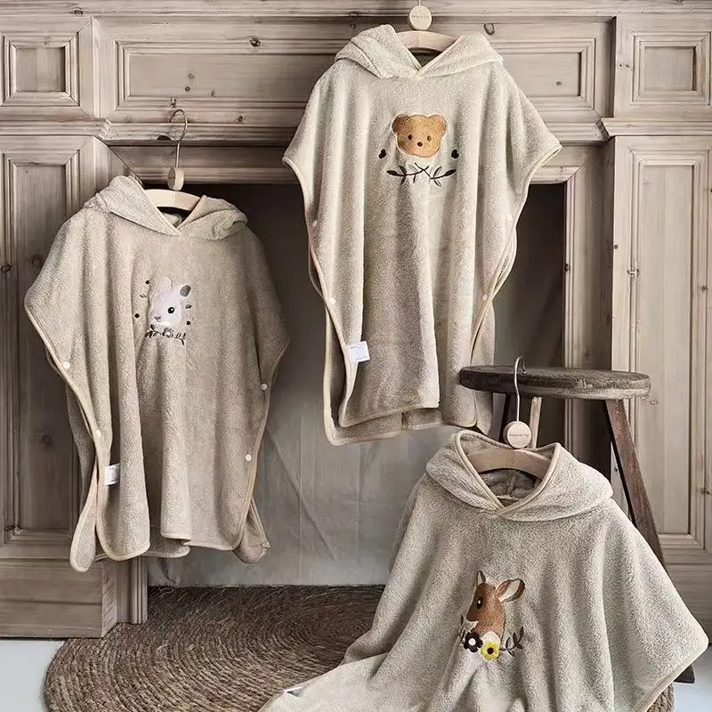 Baby Children's Hooded Bath Towels Baby Coral Fleece Cloaks Bathrobes Boys Girls Cartoon Embroidery Bath Towel
