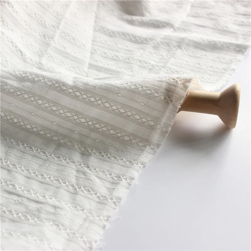 Soft and Breathable Cotton Fabric for Women's Shirt and Dress; White Pure Cotton Jacquard Fabric in Countryside Style