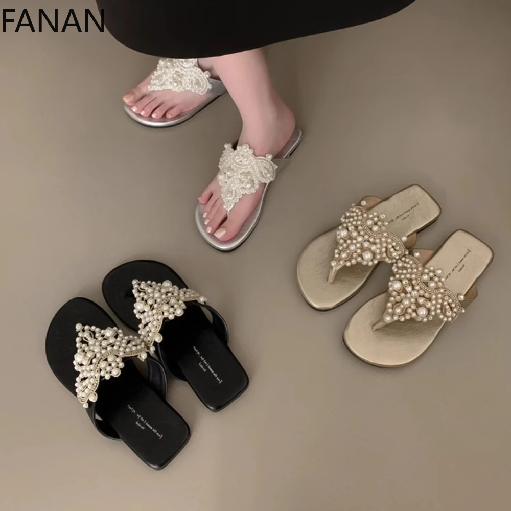 

Новые туфли на плоской подошве Жемчужные женские тапочки Модные слипоны с открытым носком Женские элегантные туфли на платформе на низком каблуке Нескользящие пляжные шлепанцы Вьетнамки