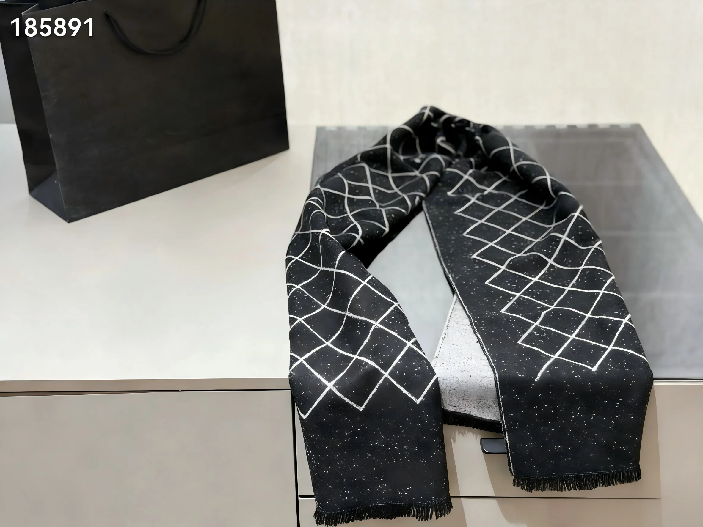 

Ladies' fashion brand warm cashmere scarf accesorios mujer foulards femme