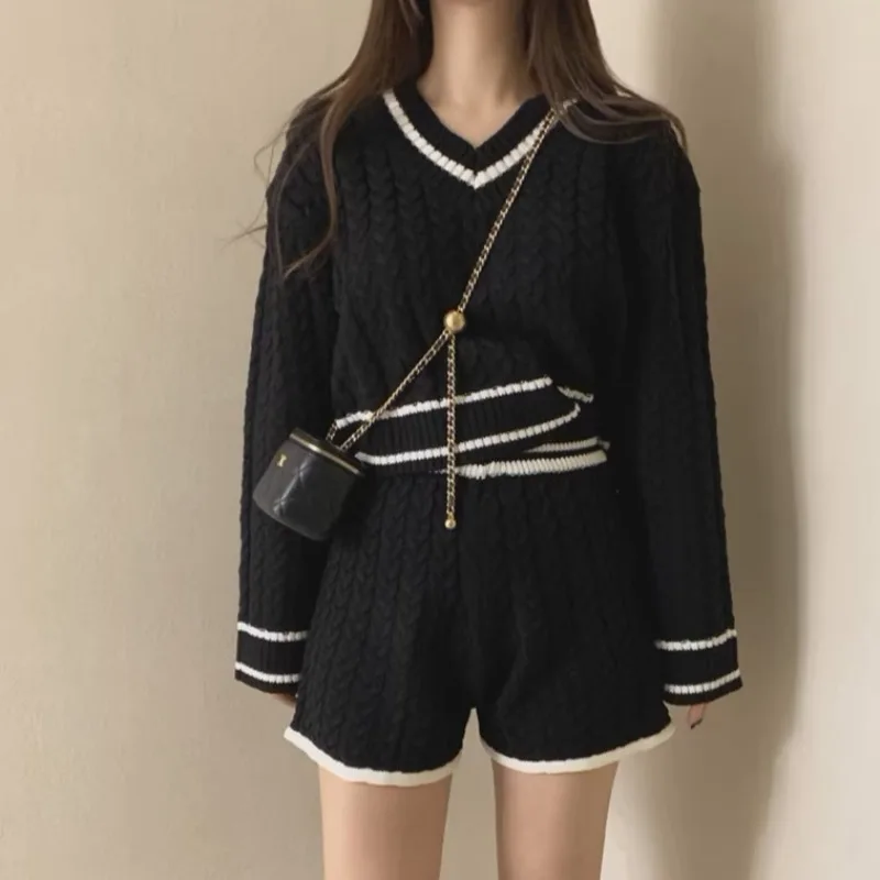 Chic V-Ne Long Sve …