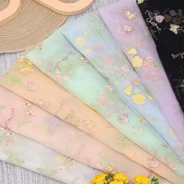 Hanfu-Tissu brodé en dentelle, tulle doux, motif floral et papillon