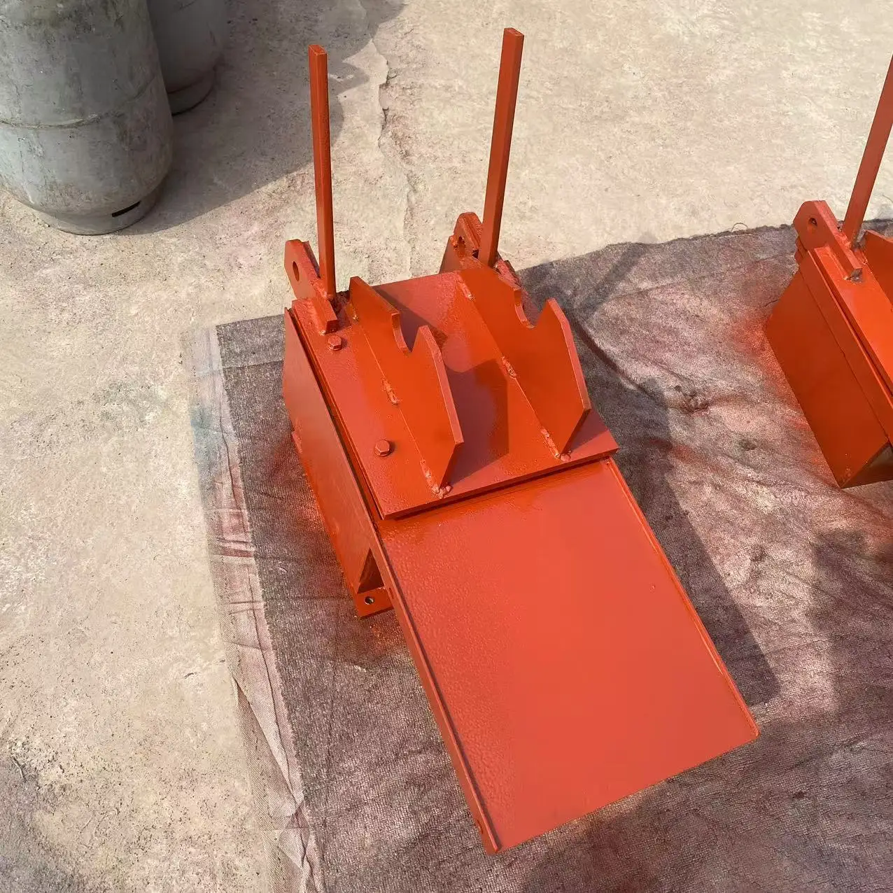 Engine Concrete Cement Solid Block Machine Price Automatic Hollow Clay Brick Making Machinery