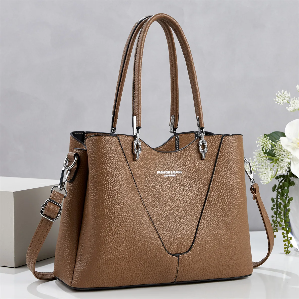 

Luxury Designer Handbags for Women 2026 Vintage Large Pu Leather Woman Tote Bag Business Hand Bag Ladies Shoulder Crossbody Bags