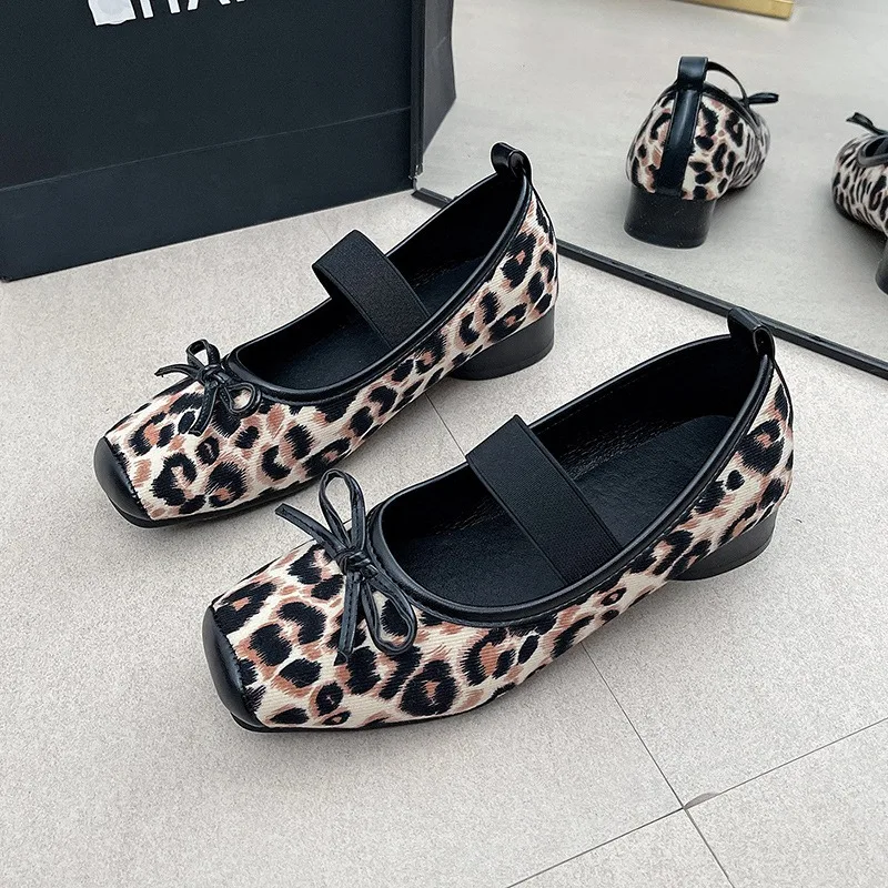 

Women Shoes Designer Square Head Shallow Mouth Single Shoe Soft Comfortable Ballet Shoes Mary Jane Shoes Women's Casual Loafers