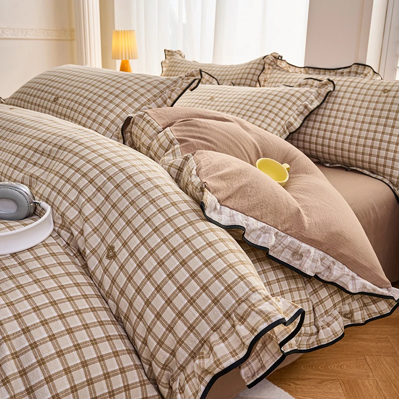 Korean-style Bedding Set Brown Small Grid Ruffle Trim Design Duvet Cover Set Sheet Set King Queen for Bedroom Decor Bithday Gift