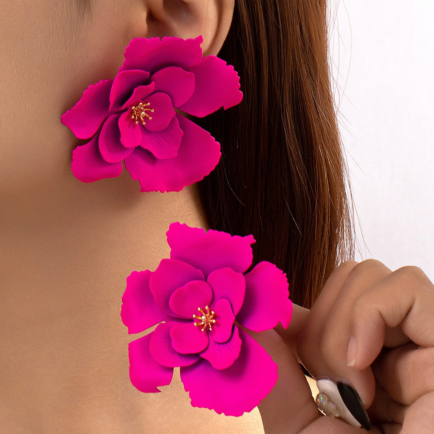 Exaggerated Large Rose Petal Metal Flower Earrings for Women Trendy Charms Wedding Big Drop Earrings 2024 Fashion Jewelry Female