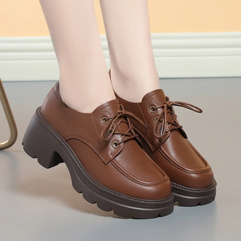 

Удобная элегантная женская обувь в стиле ретро с глубоким вырезом 5,5 см, осень 2024, туфли на платформе с толстой подошвой, оксфорды, черные для офисной мамы