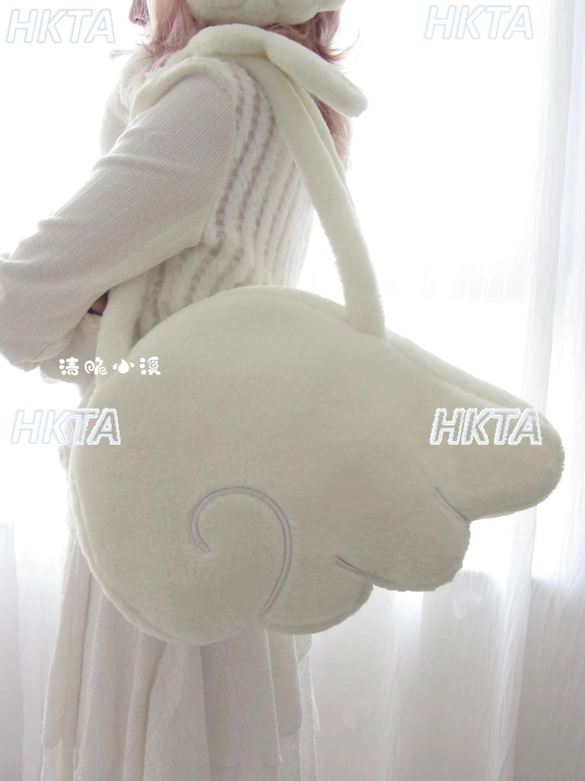 2025 Autumn Winter New Sweet Plush Wings Bag Kawaii Cosplay Lolita Versatile Large Capacity Portable White Bags Backpacks Women