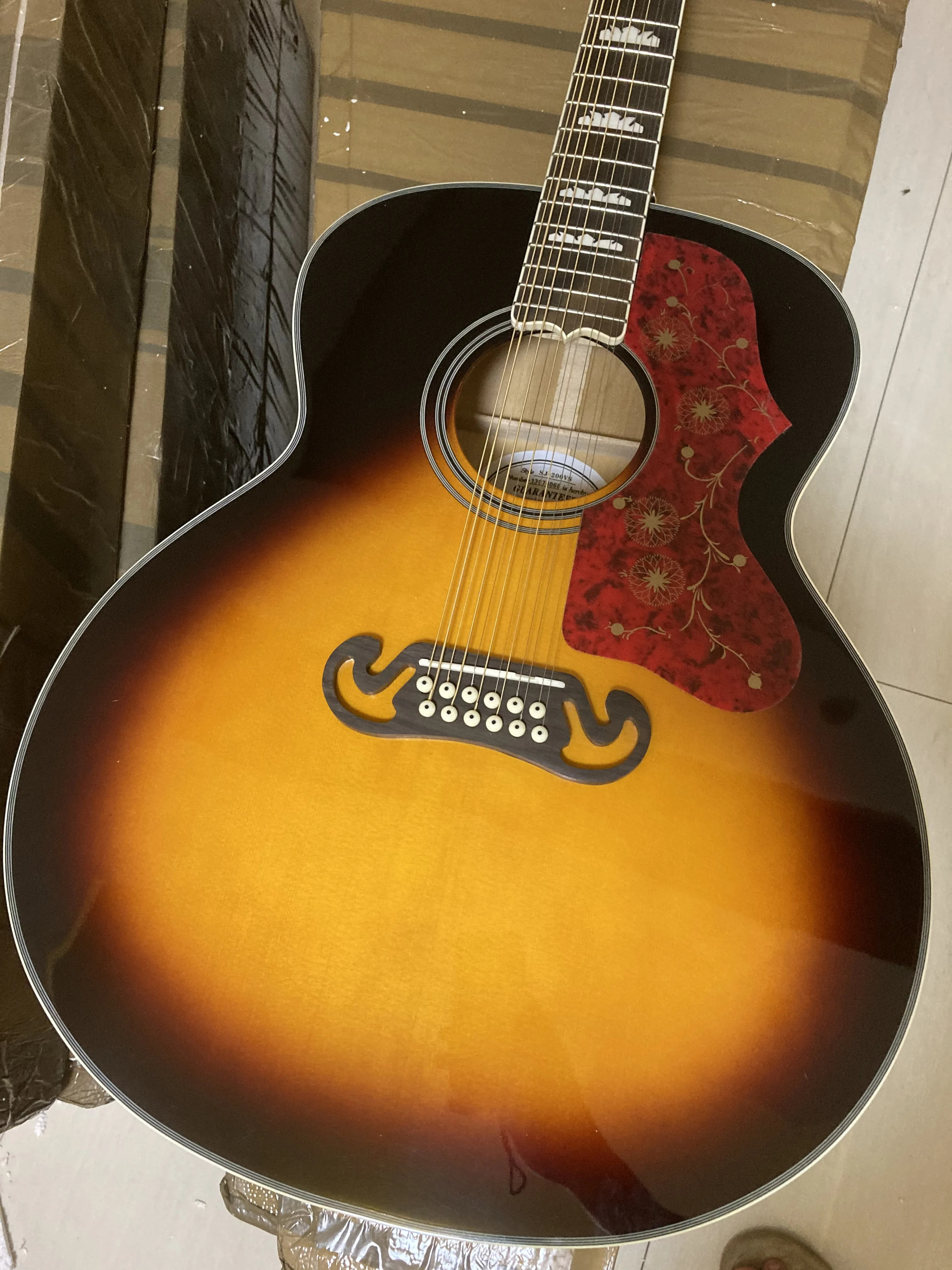 Send in 3 days solid top 12 strings sunburst color acoustic guitar