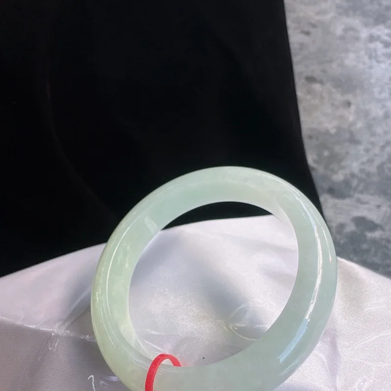 Ice-like round Bar Bracelet Natural Myanmar Fake Jadeite Unisex Jade Bracelets Wholesale