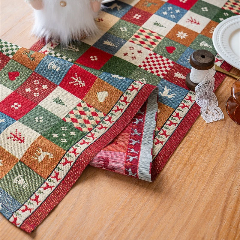 

Christmas Table Runner, Xmas Trees Snowman Winter Holiday Decorative Farmhouse Table Runner for Kitchen Dining Party Decor