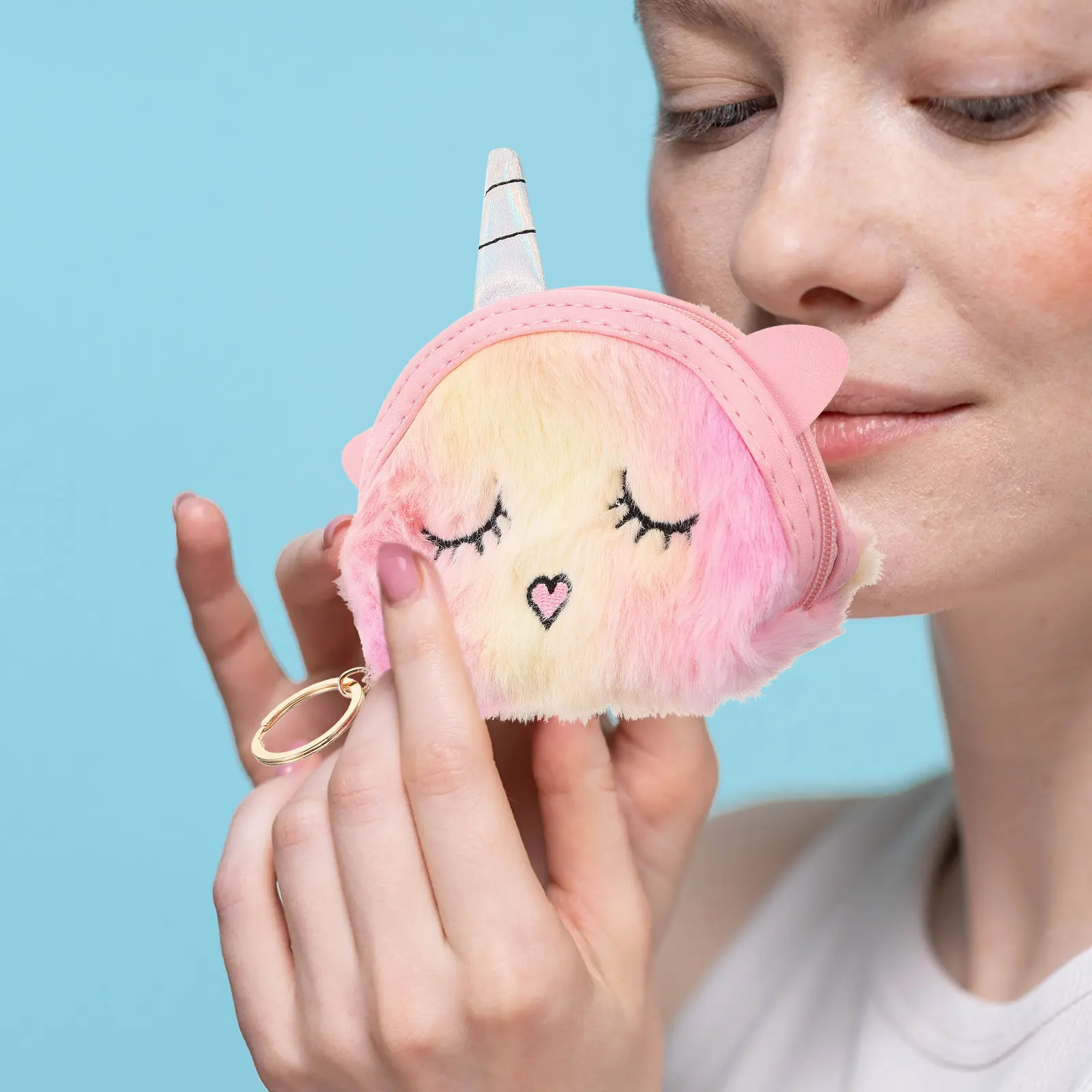 1Pcs Unicorn Coin Purse Women Girls Small Makeup Bag Coin Wallet for Coins Keys Cards Lipstick Foundation Perfume Travel Daily