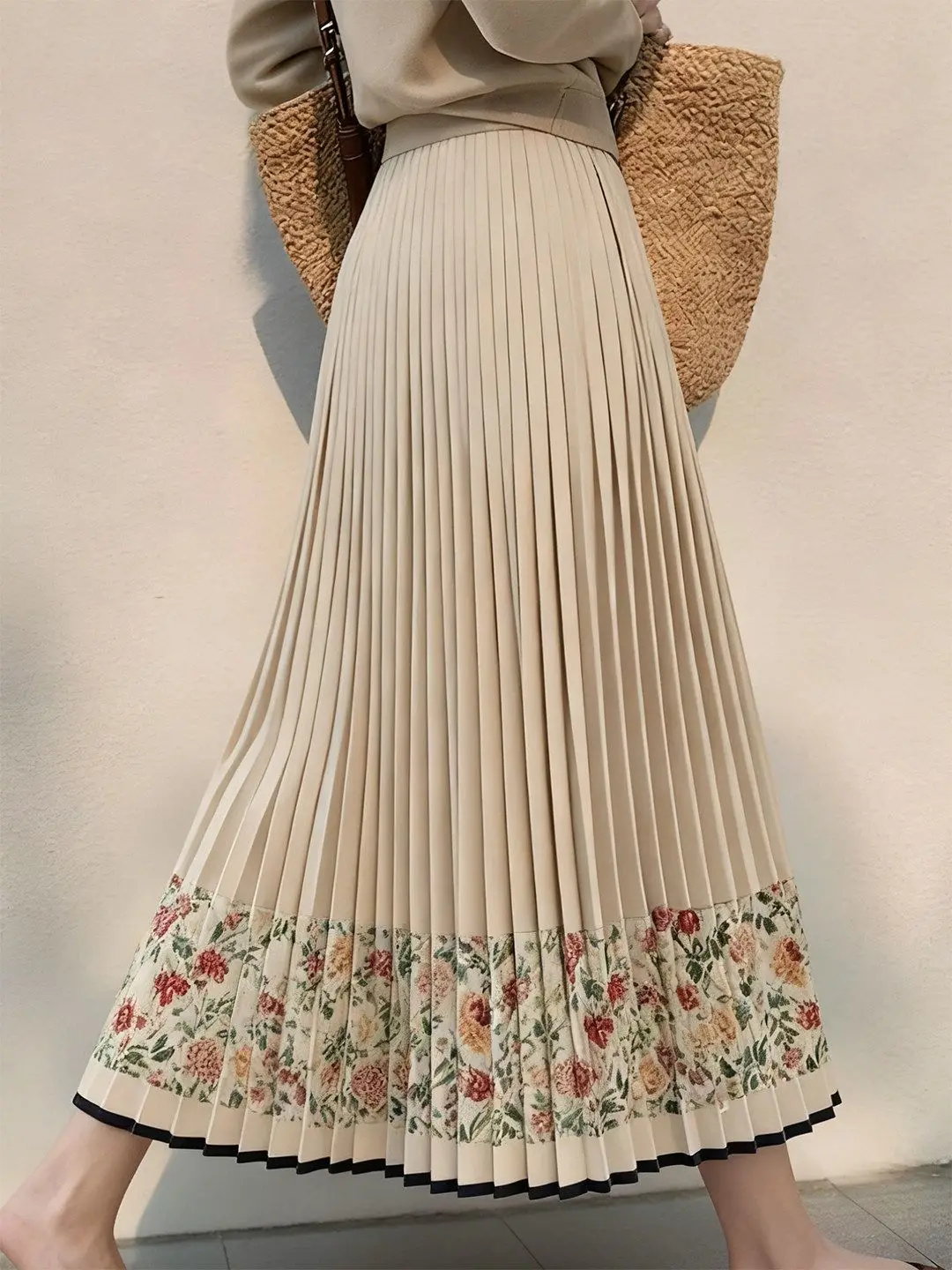 Fashionable Floral Patchwork Skirt For Women In Spring And Autumn, With A Gentle And Pleated Design
