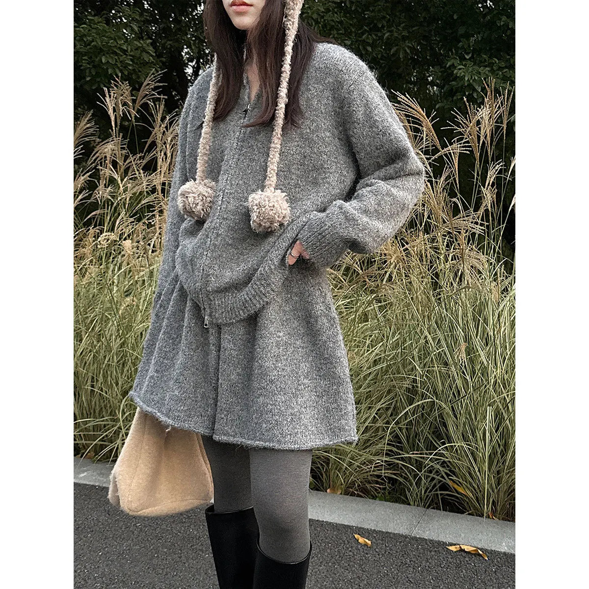 

Soft Cozy Casual Knitted Sweater Set Women Winter New Roll A-Line Skirt Two-Piece Set Comfortable Loose Fit Long Sl...