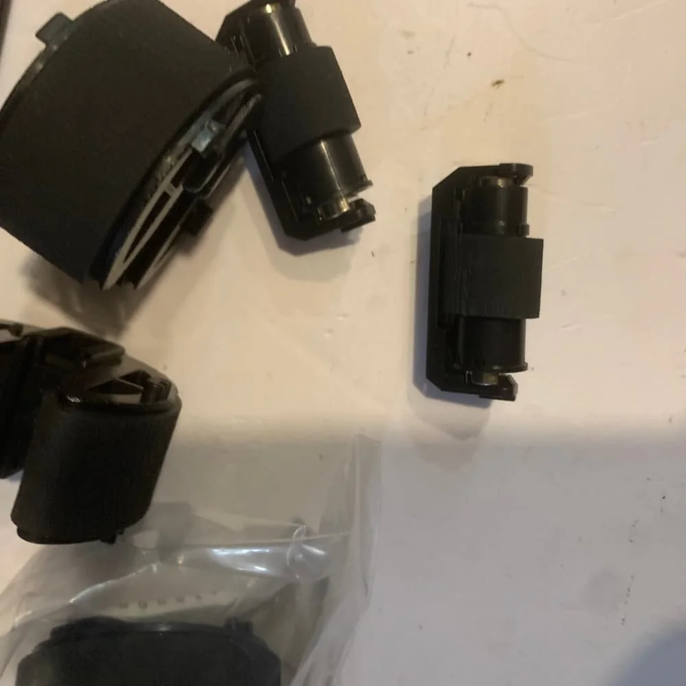 

10 компл. CC430-67901 Разделительный ролик захвата подачи для HP CM1312 CM1415 CM2320 CP1210 CP1215 CP1510 CP1515 CP1518 CP1525 CP2025