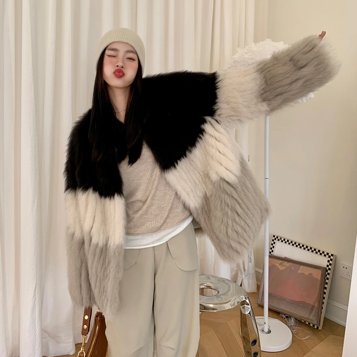 2024 New Real fur, New Fashion patchwork Damska kurtka z prawdziwego futra lisa Naturalne srebrne futro lisa Odzież wierzchnia hurtowa HF12