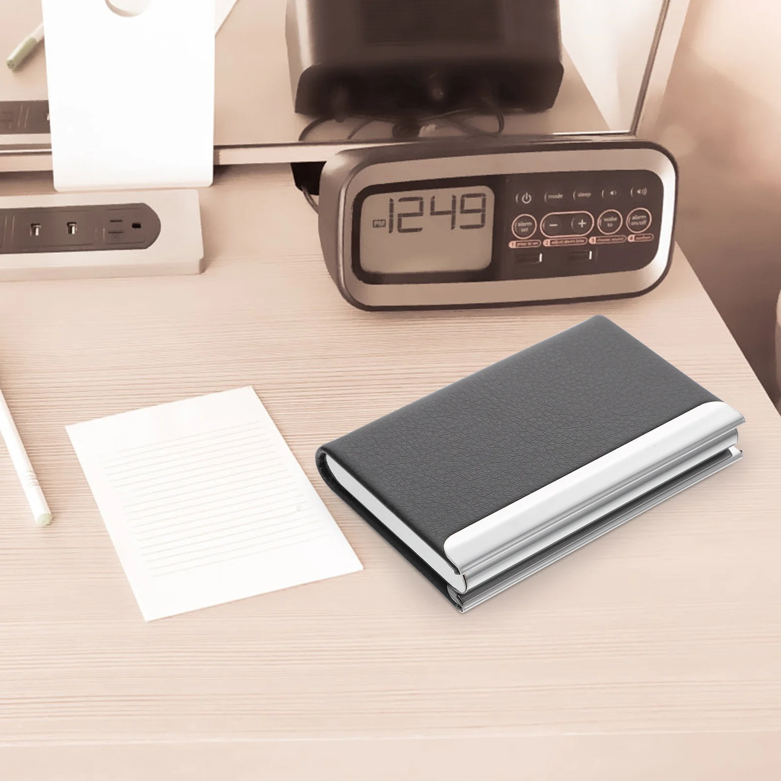 محفظة منظم بطاقات العمل وحامل الائتمان للرجال بسعة كبيرة وحقيبة تخزين بطاقات الاسم بتصميم عصري