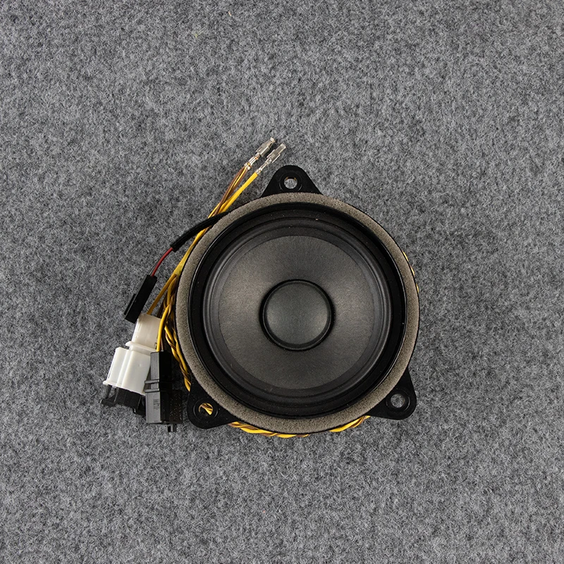 OEM For VW Passat B8 Arteon Dashboard Center Midrange Speake