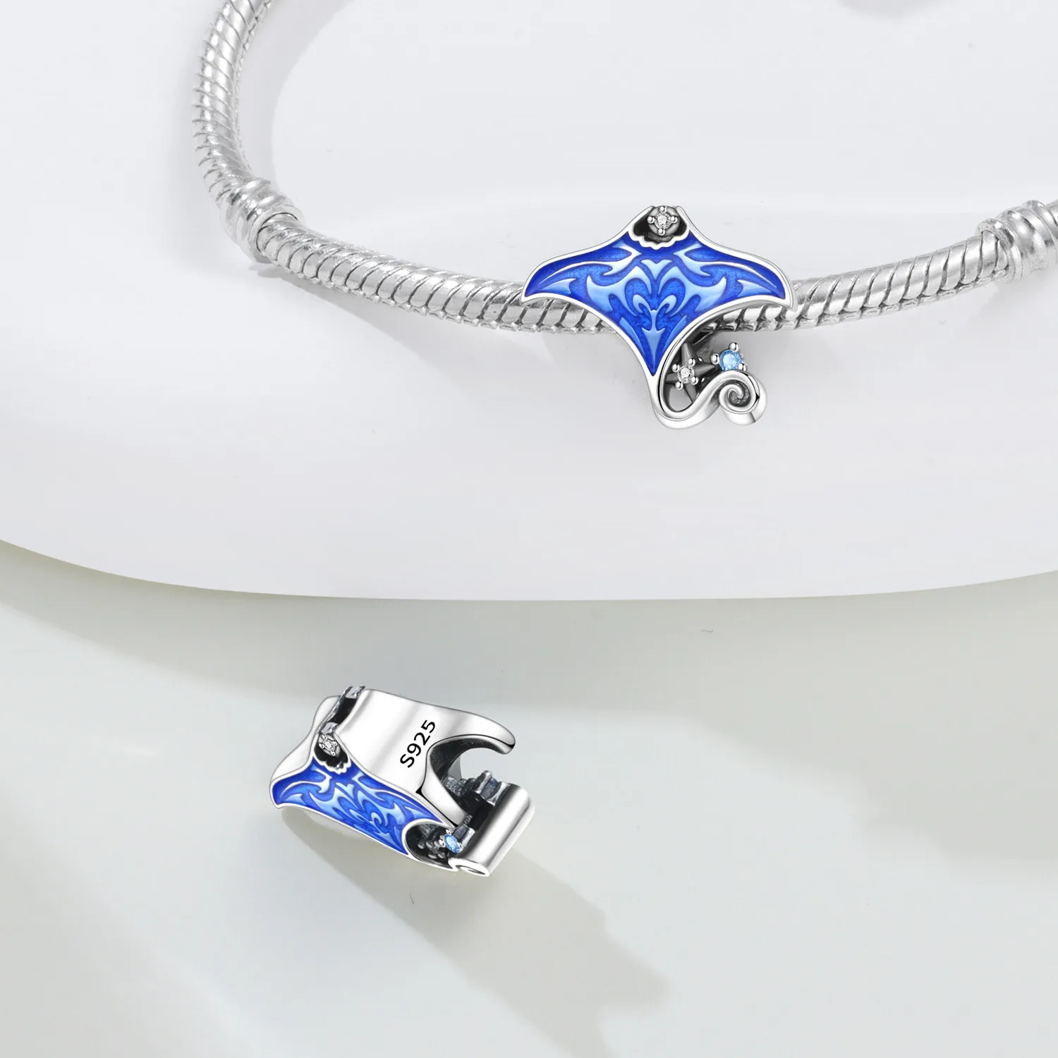 PANPOKI 925 Sterling Silver Devil Fish Ocean Animal Pendants Bracelet Charms Fit Jewelry Party Beads DIY Fine Gifts